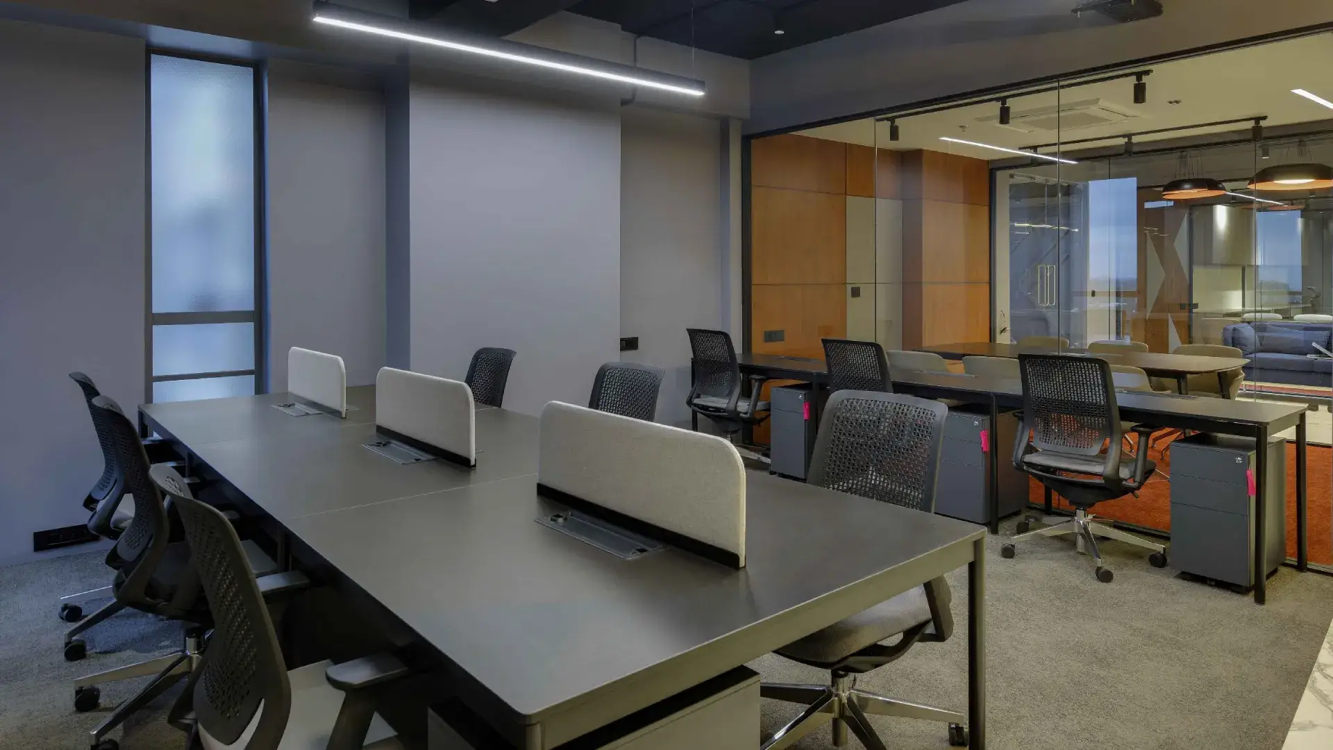 How to Choose the Right Coworking Space in Ahmedabad for Small Businesses